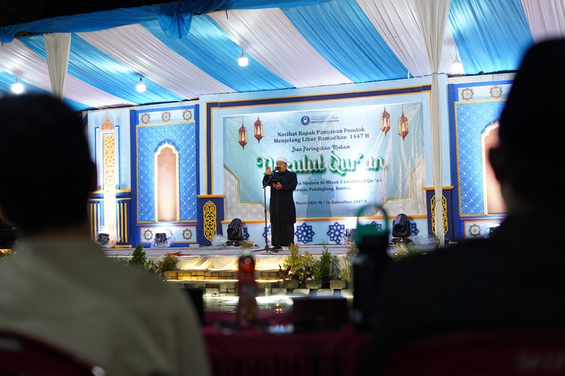 Bapak Pimpinan saat menyampaikan Nasihat Liburan